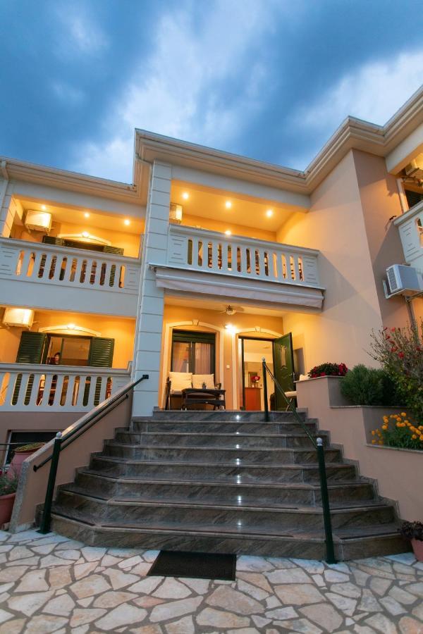 Lady Elena Hotel Ammoudia Eksteriør billede
